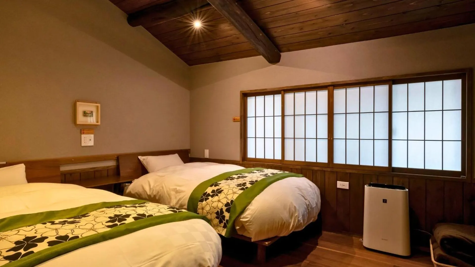 染 Sen 七条平安 Shichijo-Heian Apartment Kyoto 0*,  Japan